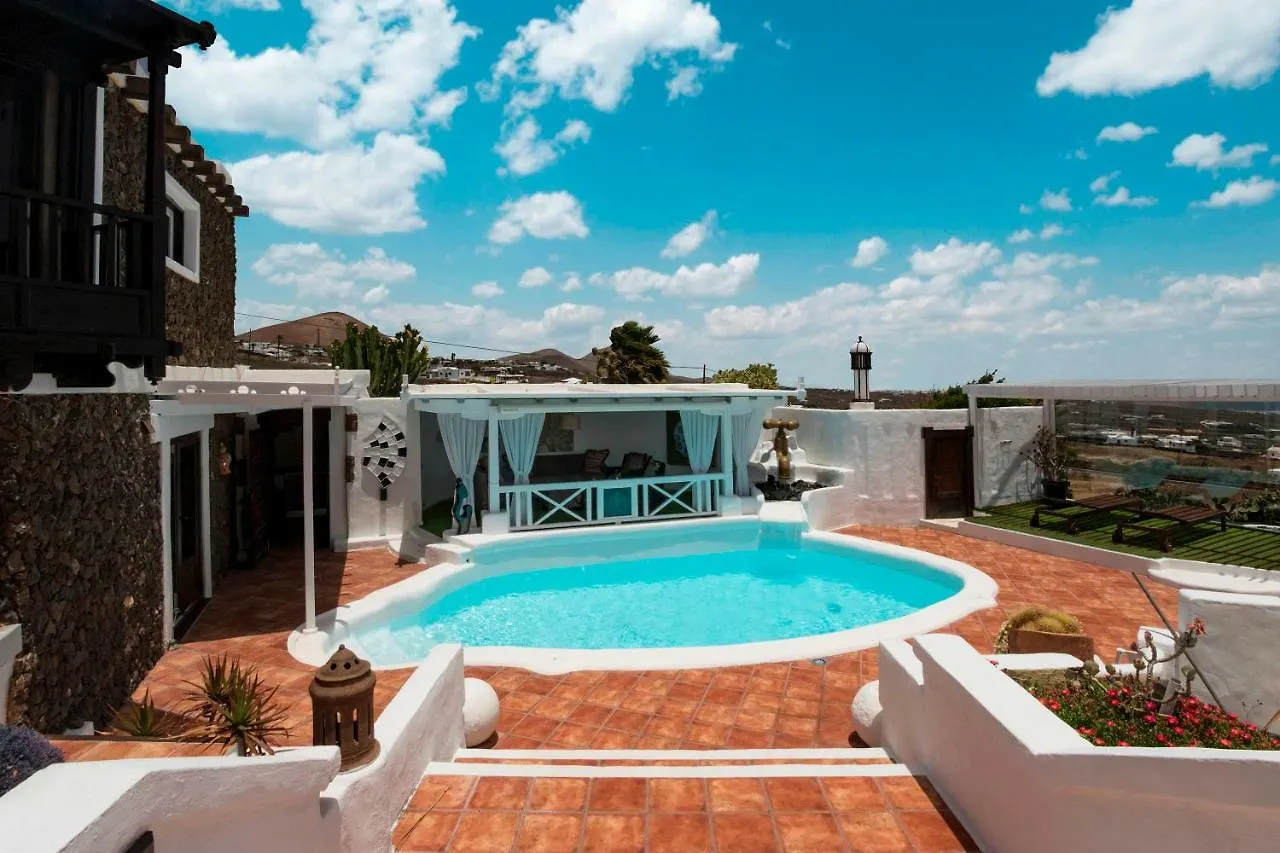 Deluxe Designer Historic Villa Via Lactea, Panoramic Sea Views, Own Private Heated Pool And Subtropical Garden La Asomada   La Asomada (Lanzarote)